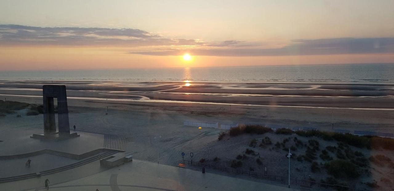 7Th Heaven Seaview Apartman De Panne Kültér fotó